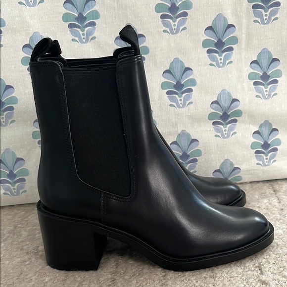 H&M Heeled Chelsea Boots - Picture 3 of 13